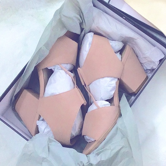 NIB sz8.5 Eileen Fisher Elegant Blush 2 inch Heels - Picture 8 of 8